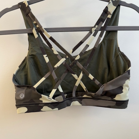 lululemon (Energy?) Sports Bra, Medium Support - Picture 2 of 5